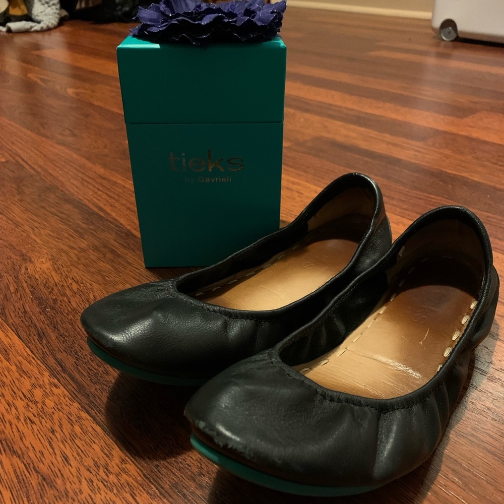 Tieks black flats size 7